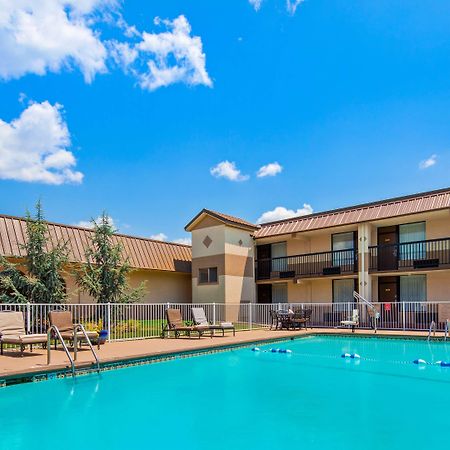 Best Western Tulsa Airport Екстериор снимка