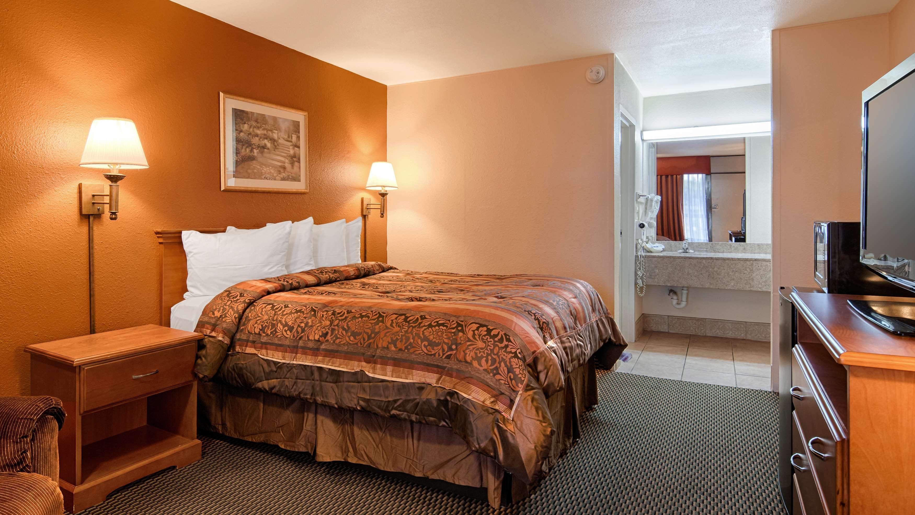 Best Western Tulsa Airport Екстериор снимка