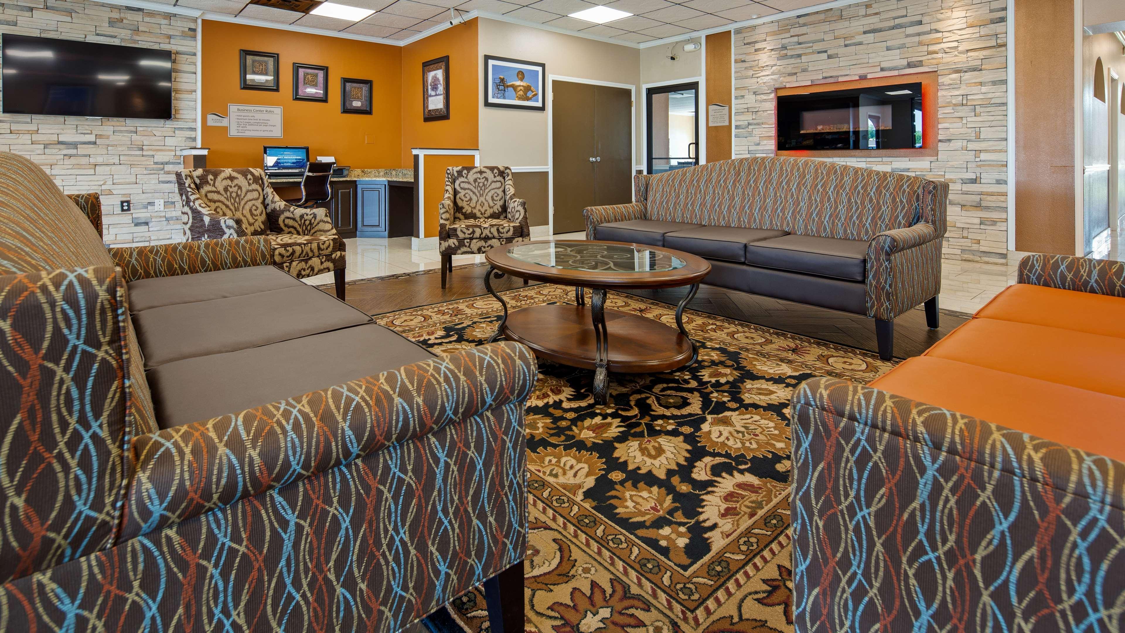 Best Western Tulsa Airport Екстериор снимка