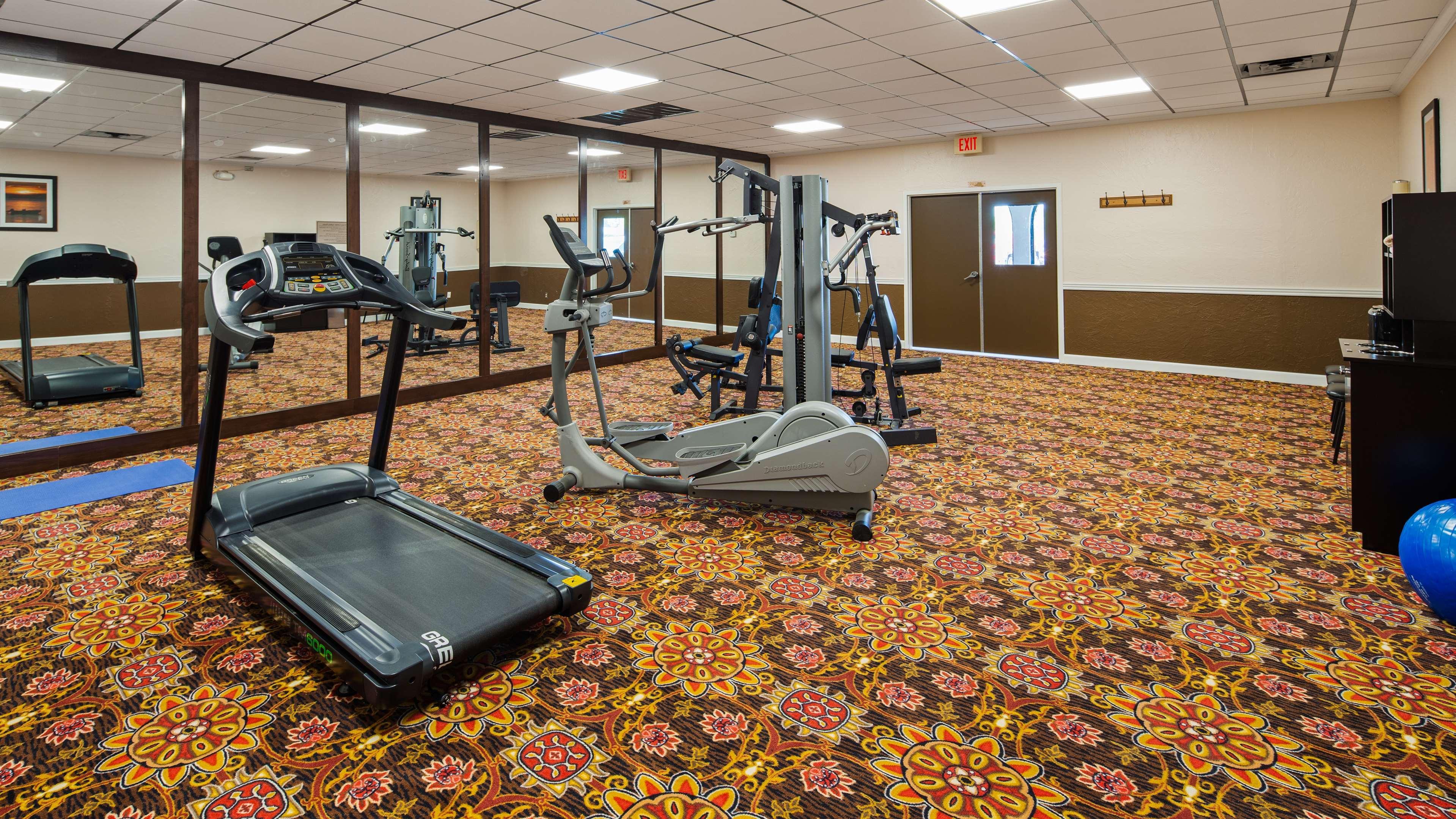 Best Western Tulsa Airport Екстериор снимка