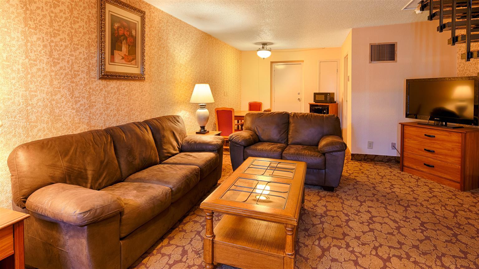 Best Western Tulsa Airport Екстериор снимка