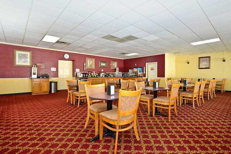 Best Western Tulsa Airport Екстериор снимка