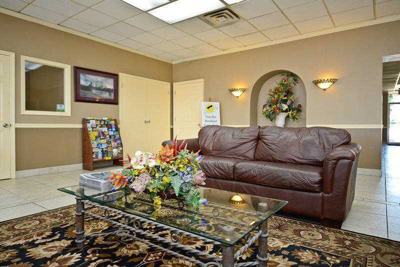 Best Western Tulsa Airport Екстериор снимка
