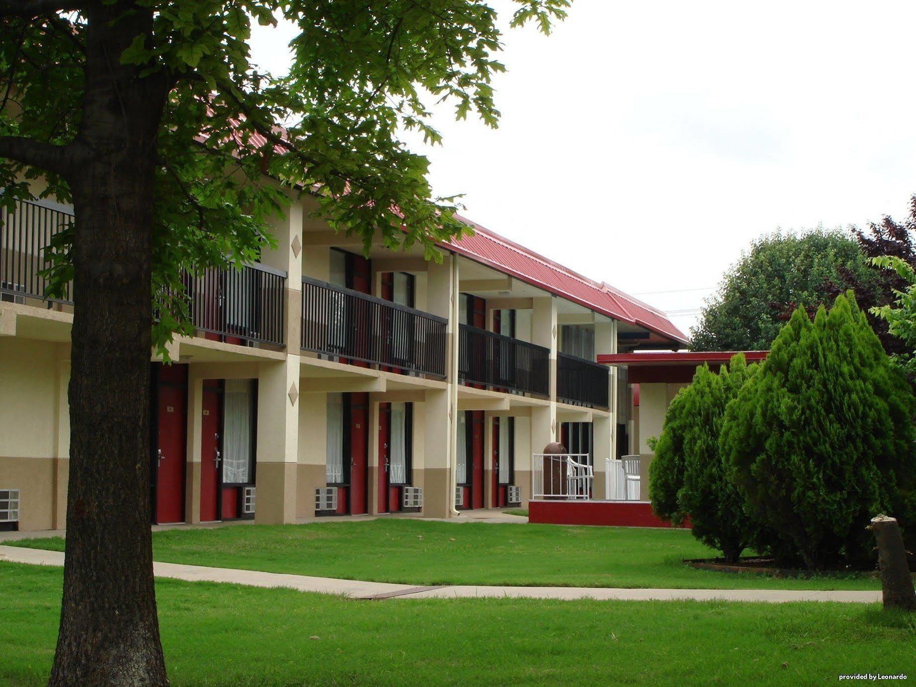 Best Western Tulsa Airport Екстериор снимка