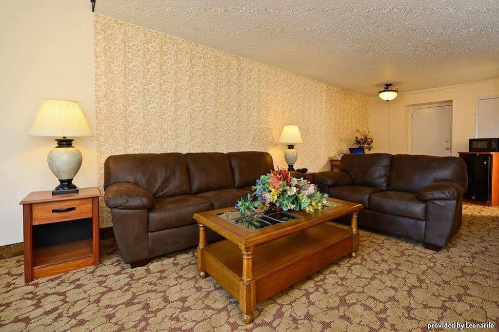 Best Western Tulsa Airport Интериор снимка
